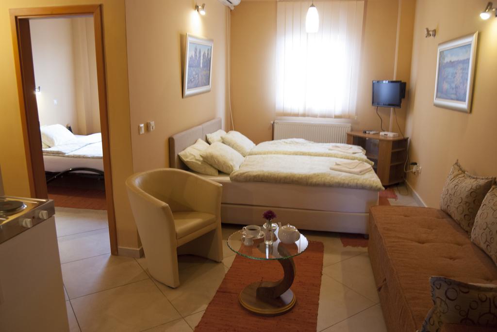 Hotel Portal Скоп'є Екстер'єр фото