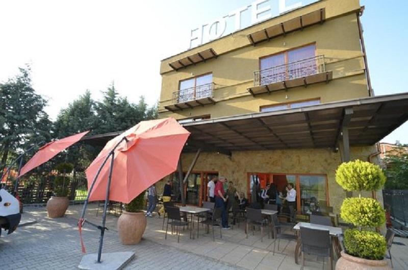 Hotel Portal Скоп'є Екстер'єр фото